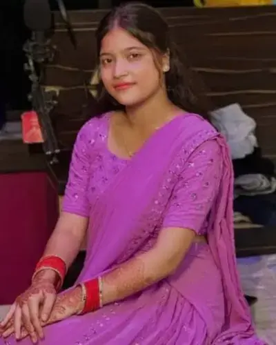 Narmadapuram Call Girls Service